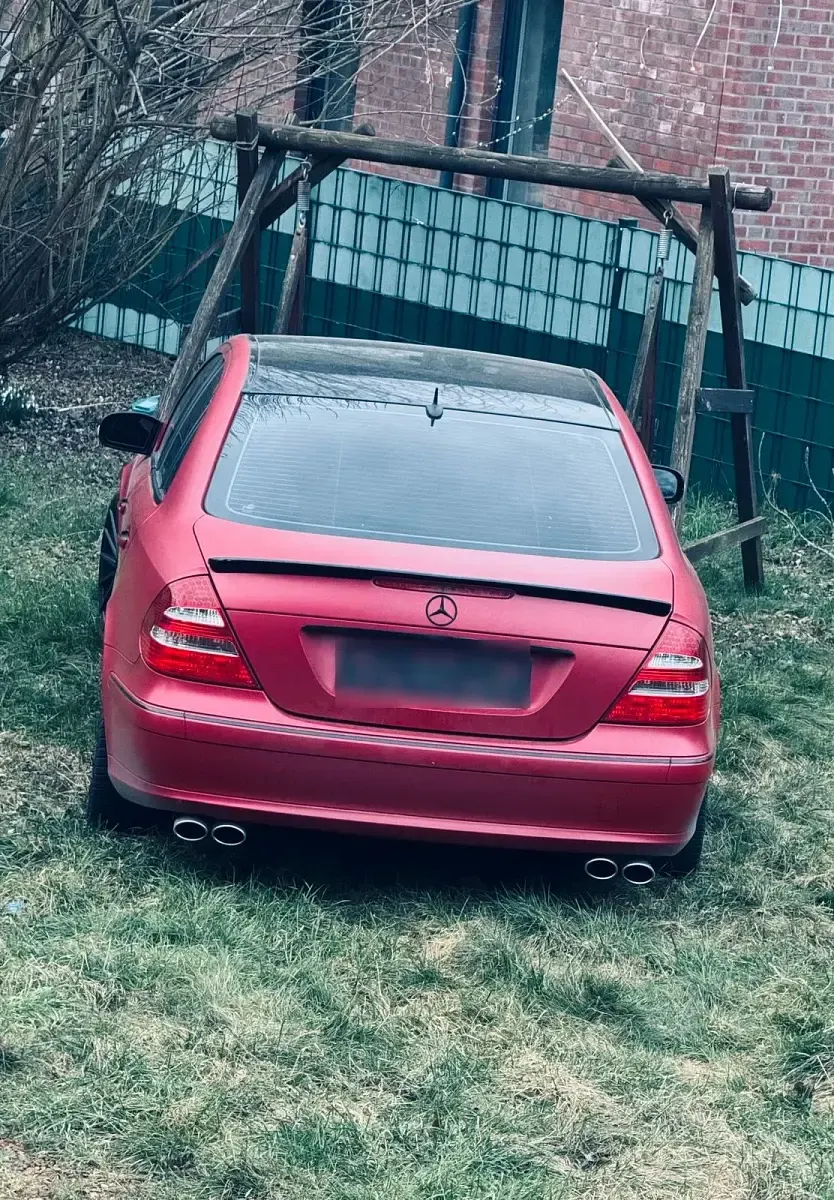 Gebraucht Mercedes E320 224 PS (164 kW) 2002 Rot Limousine