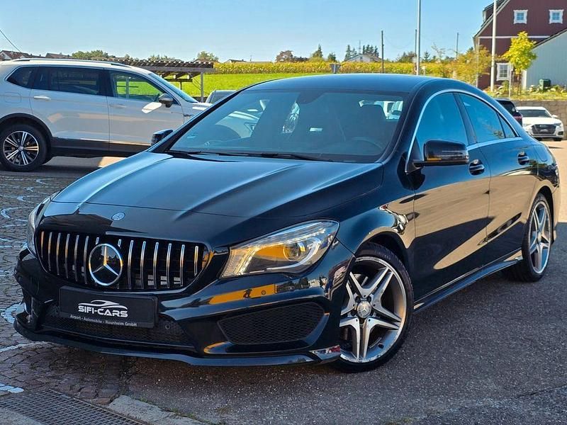 Kosmosschwarz metallic Gebraucht 2014 Mercedes CLA220 AMG line Limousine | 12.900 € (Fairer Preis) - Bild 1/4