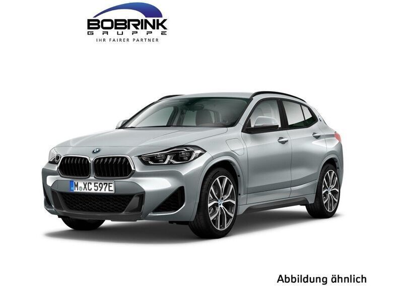 Grau Gebraucht 2024 BMW X2 M Sport SUV | 53.960 € - Bild 1/4