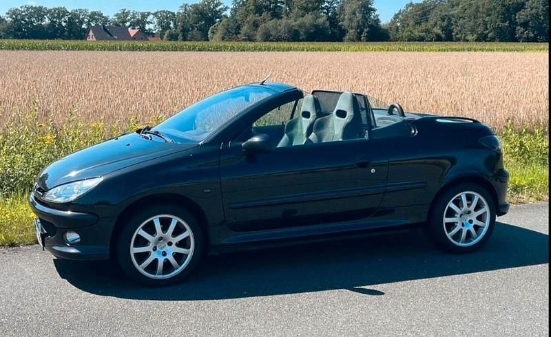 Schwarz Gebraucht 2005 Peugeot 206 CC RC Cabrio | 1.300 € (Superpreis) - Bild 1/4