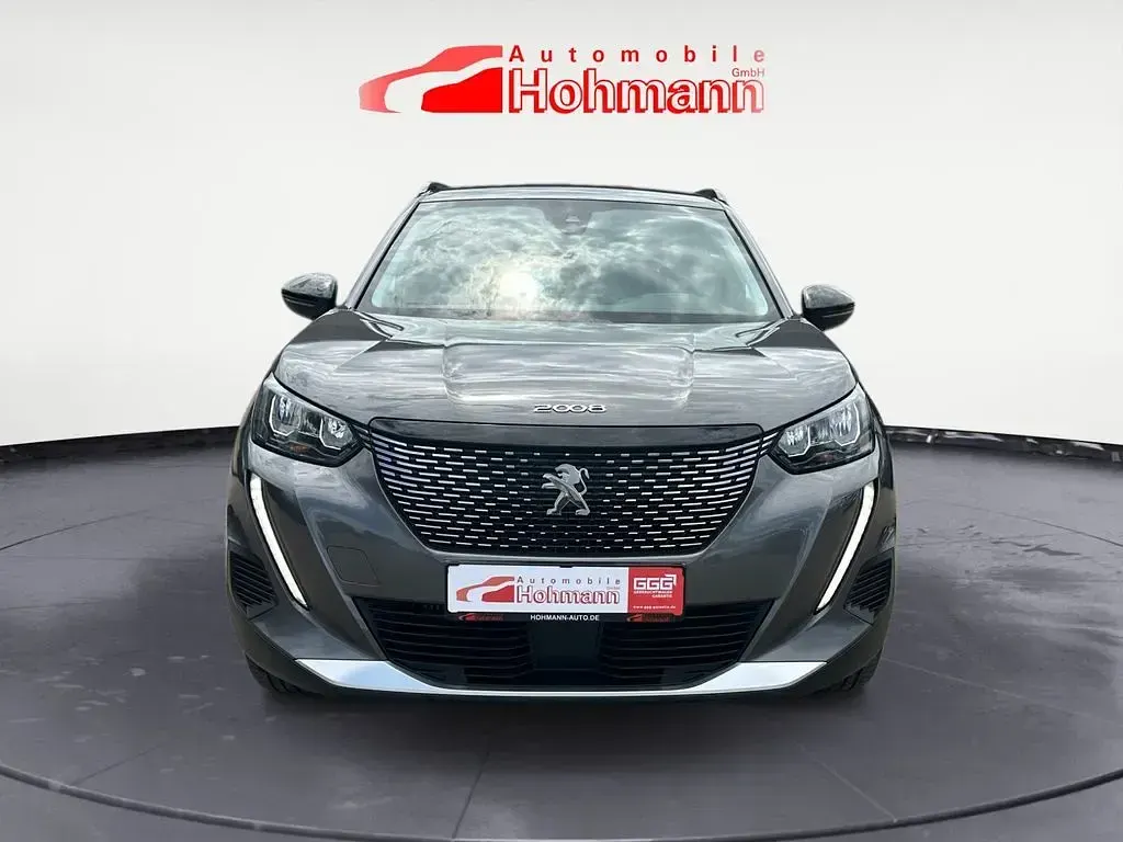Gebraucht Peugeot 2008 Allure 131 PS (96 kW) 2024 Grau SUV