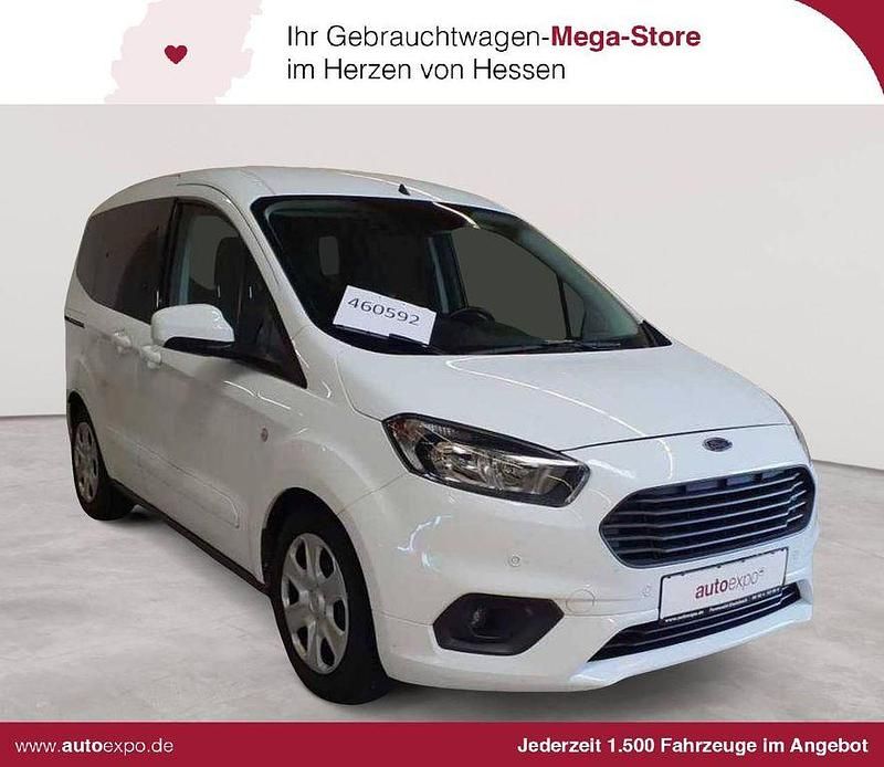 Weiß Gebraucht 2021 Ford Tourneo Courier Trend Van / Kleinbus | 14.489 € (Guter Preis) - Bild 1/4