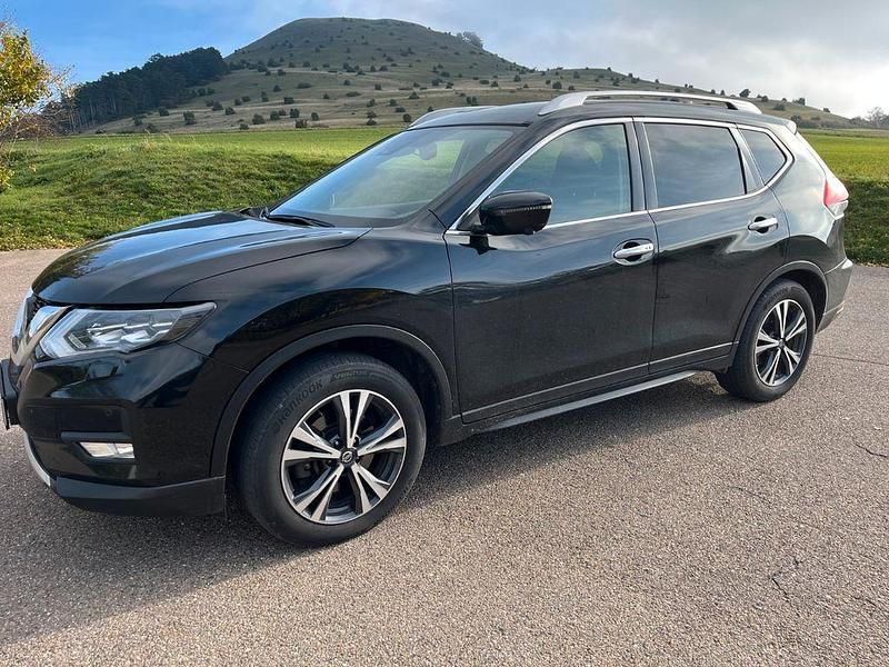 Schwarz Gebraucht 2020 Nissan X-Trail N-Connecta SUV | 18.500 € (Guter Preis) - Bild 1/4