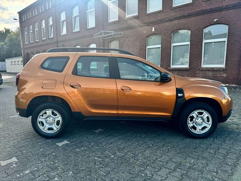 Gebraucht Dacia Duster Comfort 109 PS (80 kW) 2018 Orange SUV
