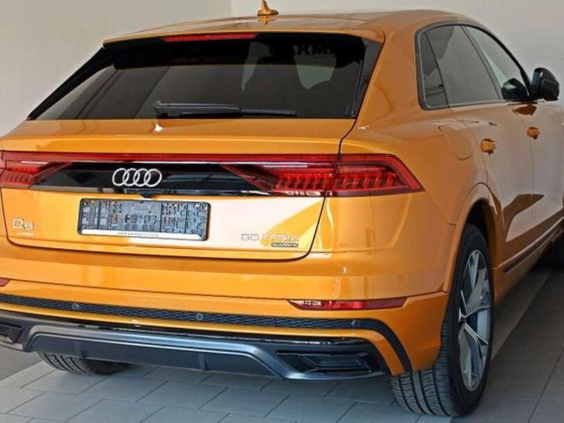 Gebraucht Audi Q8 S-Line 100 PS (73 kW) 2022 Andere SUV