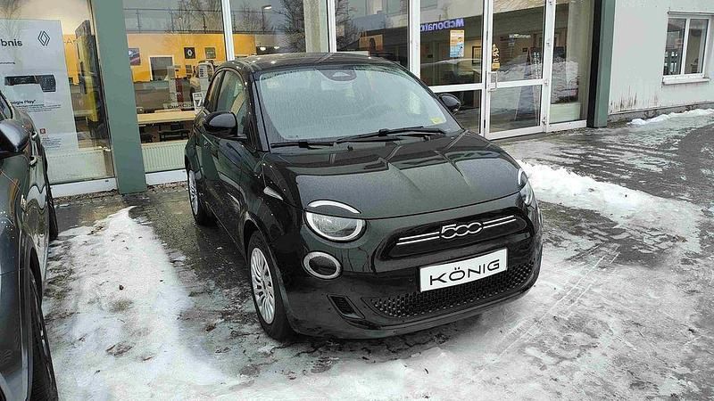 Gebraucht Fiat 500e 86 kW (118 PS) 2023 Schwarz Limousine
