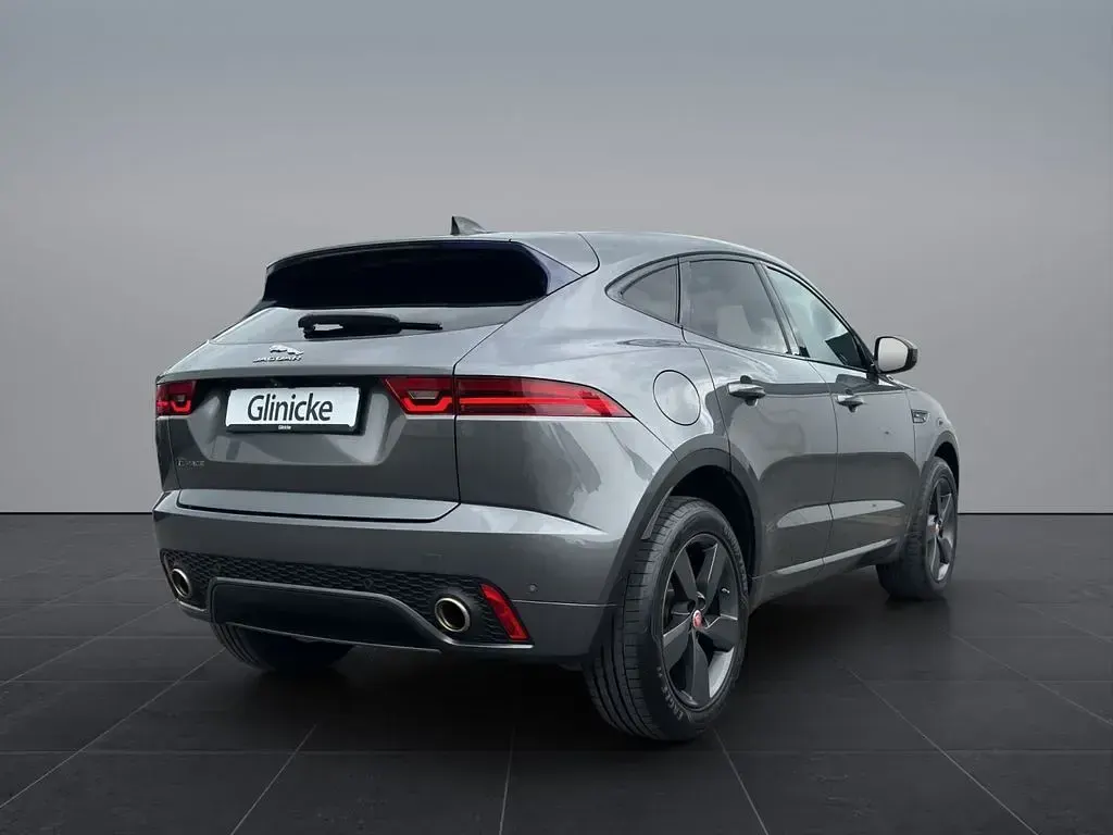 Gebraucht Jaguar E-Pace R-Dynamic 181 PS (133 kW) 2019 Corris grey SUV