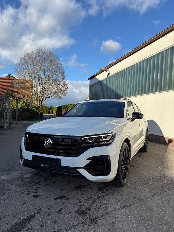 Weiß Gebraucht 2020 VW Touareg R-line SUV | 47.900 € (Fairer Preis) - Bild 1/4