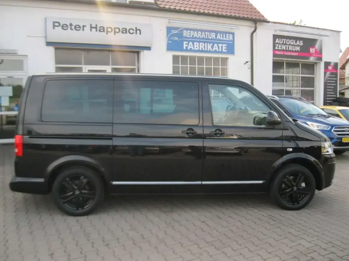 Gebraucht VW T5 Highline 179 PS (131 kW) 2015 Deepblackpearl Van