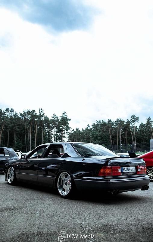 Gebraucht Lexus LS400 284 PS (208 kW) 1998 Schwarz Limousine