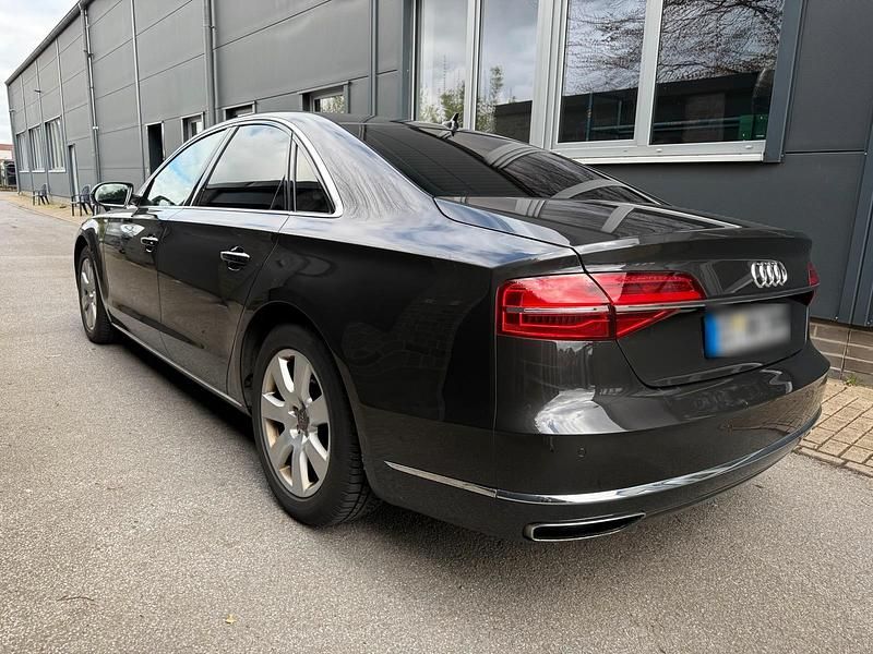 Second-hand Audi A8 385 CP (283 kW) 2014 Gri Berlinǎ