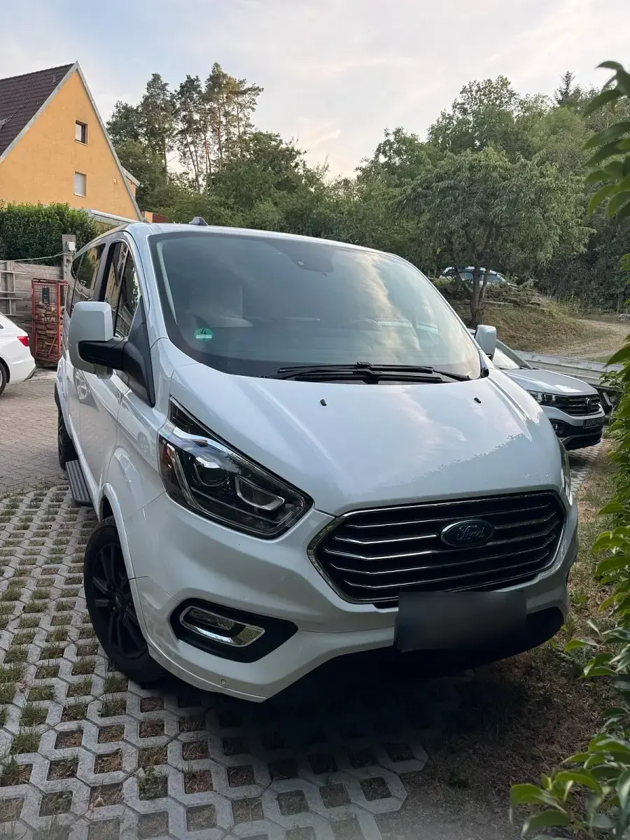 Gebraucht Ford Tourneo Titanium X 185 PS (136 kW) 2020 Weiß Van / Kleinbus