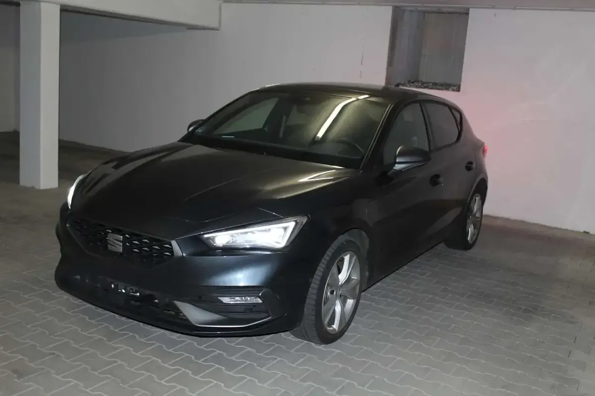 Gebraucht Seat Leon FR 150 PS (110 kW) 2020 Grau Kleinwagen