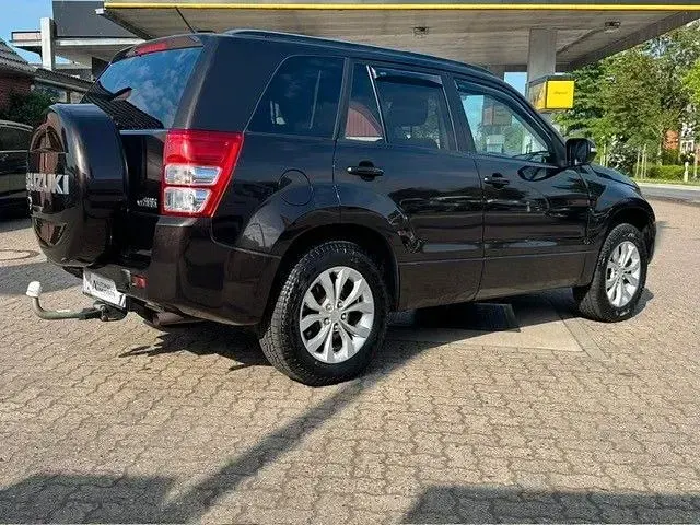 Gebraucht Suzuki Grand Vitara Comfort 169 PS (124 kW) 2014 Braun SUV