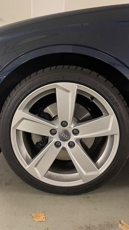 Second-hand Audi A3 Sport 150 CP (110 kW) 2019 Albastru Berlinǎ