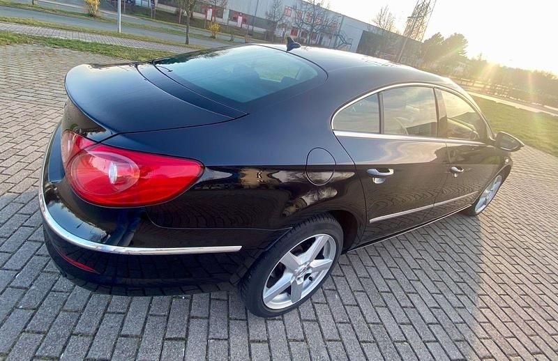 Gebraucht VW Passat 140 PS (102 kW) 2009 Beige Coupé