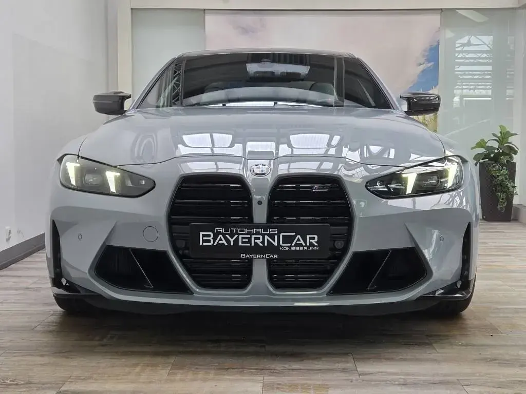 Używany BMW M4 Performance 530 KM (389 kW) 2025 Szary Coupe