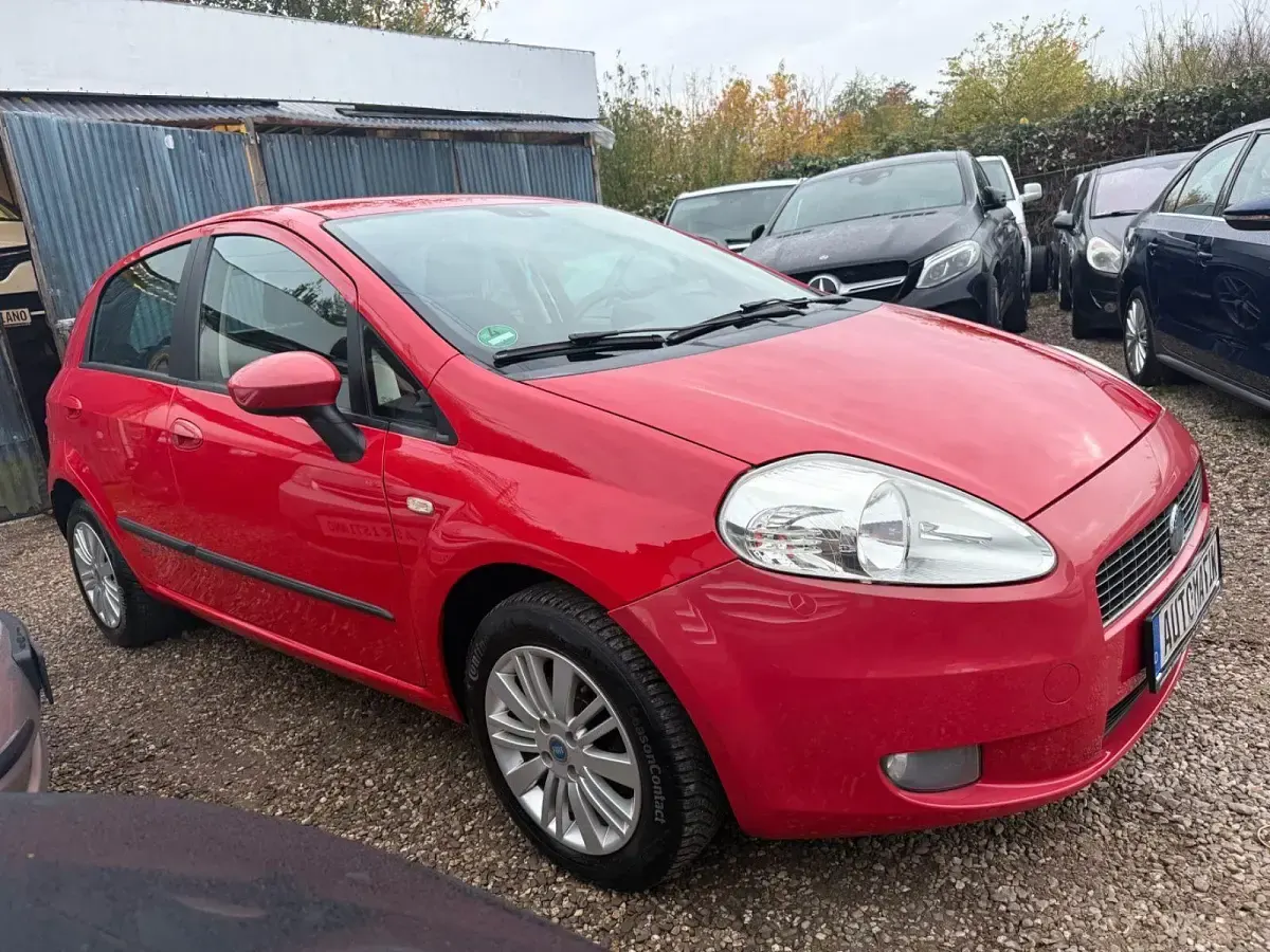 Gebraucht Fiat Grande Punto Dynamic 77 PS (56 kW) 2007 Rot Kleinwagen