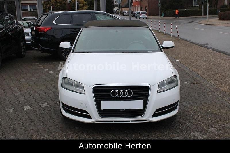 Gebraucht Audi A3 Cabriolet Sport 105 PS (77 kW) 2011 Ibisweiß Cabrio