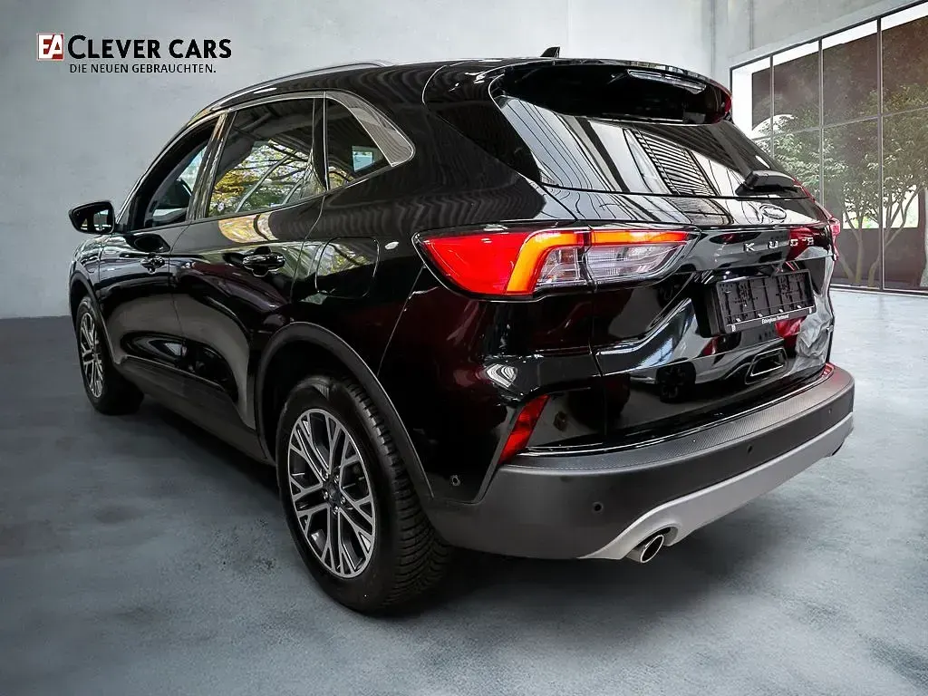 Gebraucht Ford Kuga Titanium 242 PS (177 kW) 2024 Schwarz SUV