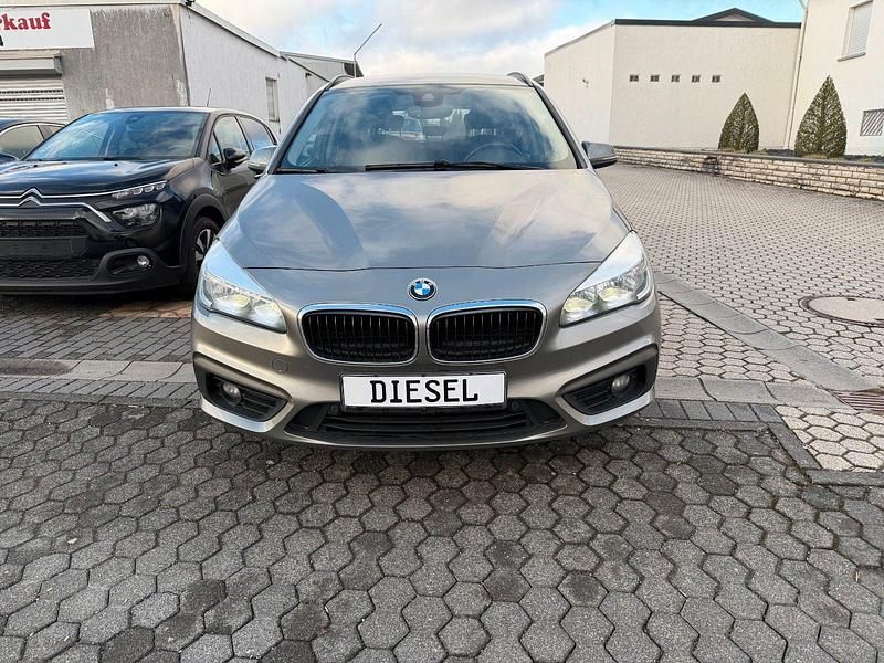 Gebraucht BMW 216 Advantage 116 PS (85 kW) 2017 Silber Kombi