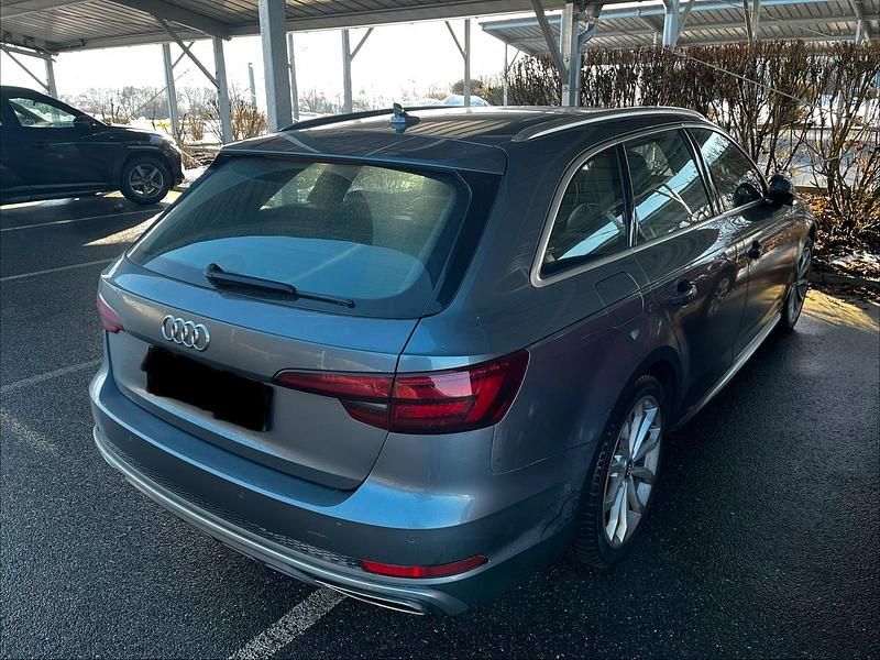 Gebraucht Audi A4 Ambiente 245 PS (180 kW) 2019 Grau Kombi