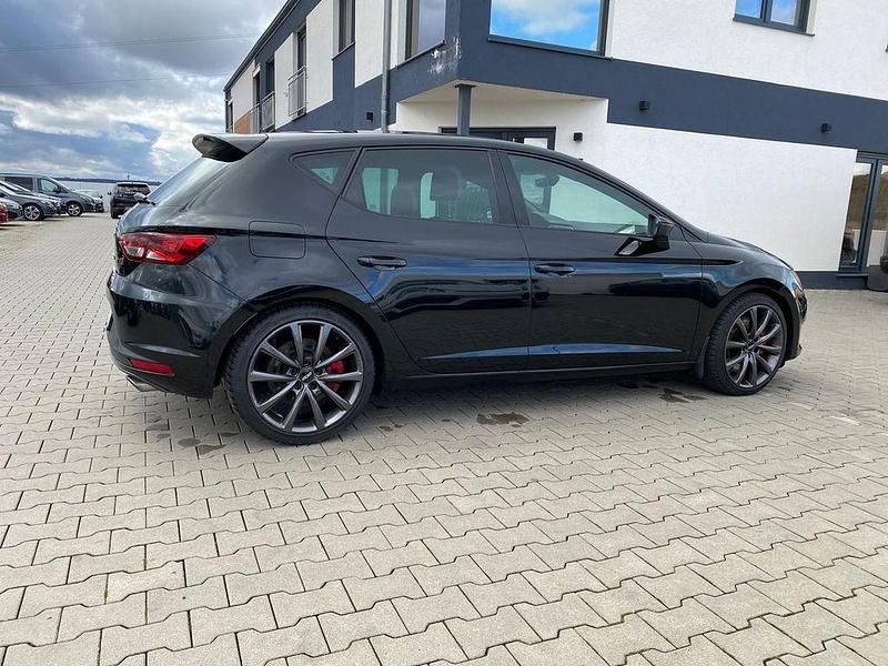 Gebraucht Seat Leon Cupra 290 290 PS (213 kW) 2016 Schwarz Limousine