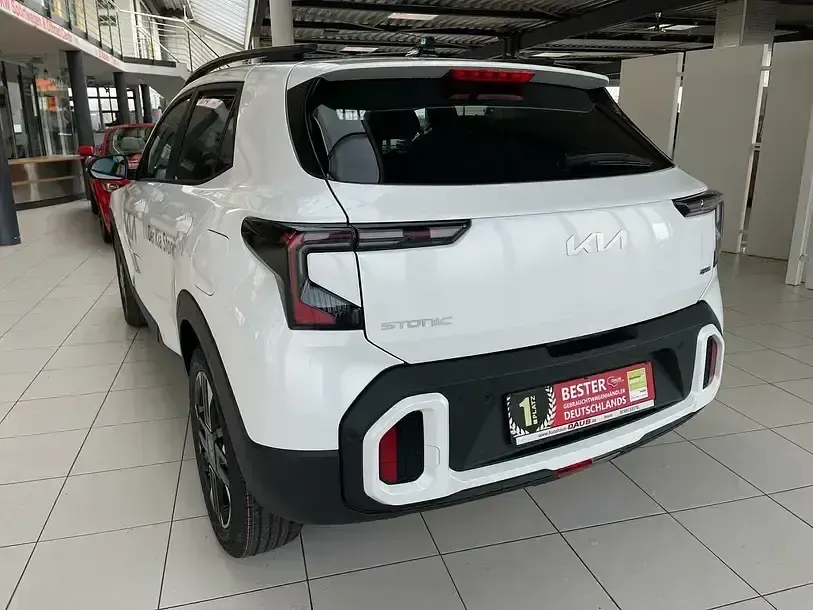 Neu Kia Stonic GT-Line 116 PS (85 kW) 2026 Snow white pearl SUV
