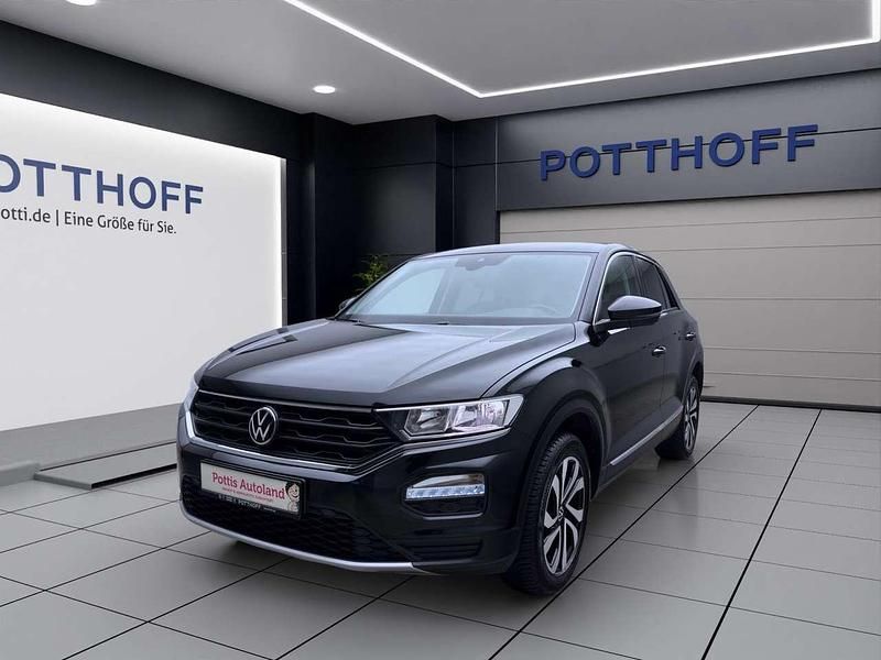 Gebraucht VW T-Roc Active 150 PS (110 kW) 2021 Deep black perleffekt SUV