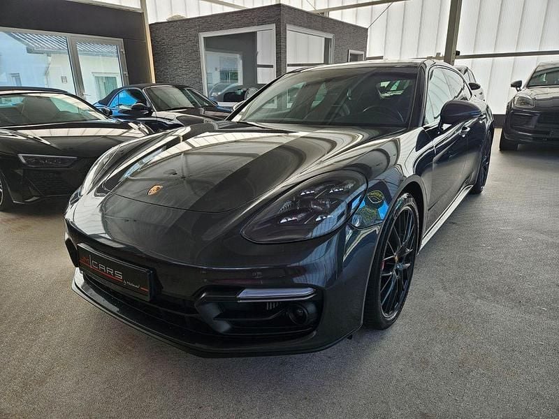 Vulkangrau Gebraucht 2019 Porsche Panamera Sport Turismo Limousine | 63.800 € (Guter Preis) - Bild 1/4