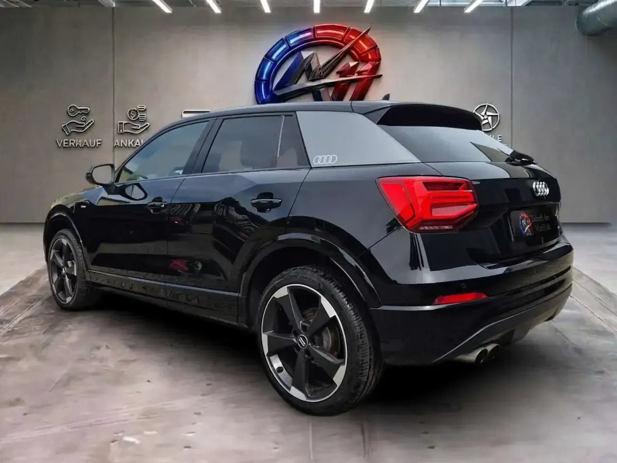 Gebraucht Audi Q2 S-Line 190 PS (139 kW) 2018 Schwarz SUV