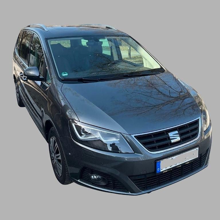 Gebraucht Seat Alhambra Style 150 PS (110 kW) 2017 Grau Van / Kleinbus