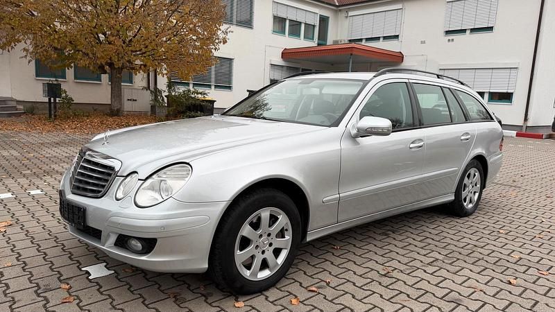 Silber Gebraucht 2006 Mercedes E350 Kombi | 5.500 € (Fairer Preis) - Bild 1/4
