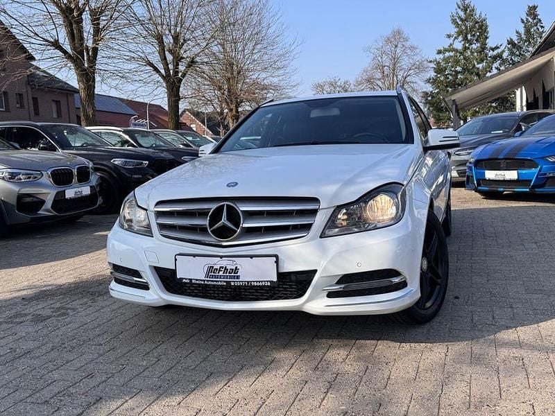 Gebraucht Mercedes C220 170 PS (125 kW) 2014 Weiß Kombi