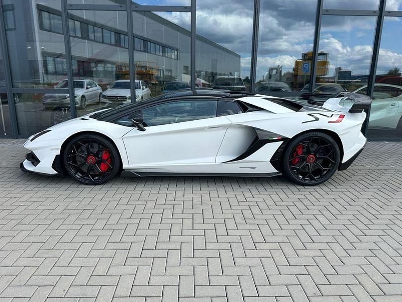 Gebraucht Lamborghini Aventador 770 PS (566 kW) 2021 Weiß Cabrio