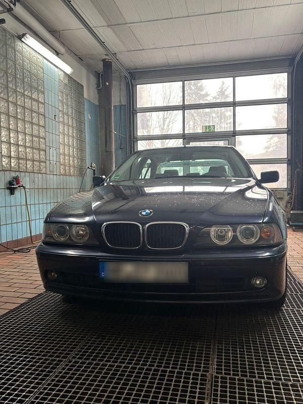 Gebraucht BMW 520 170 PS (125 kW) 2000 Blau Limousine