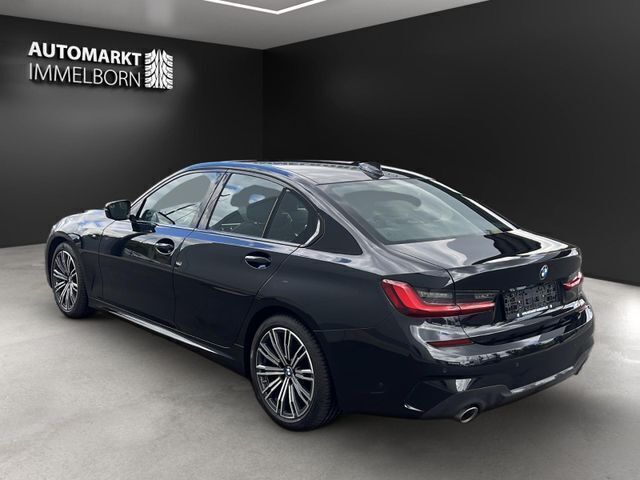 Gebraucht BMW 320 M Sport 190 PS (139 kW) 2021 Black sapphire metallic Limousine