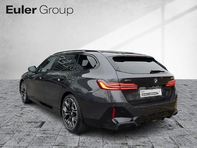 Gebraucht BMW 540 Sport Line 286 PS (210 kW) 2025 Grau Kombi