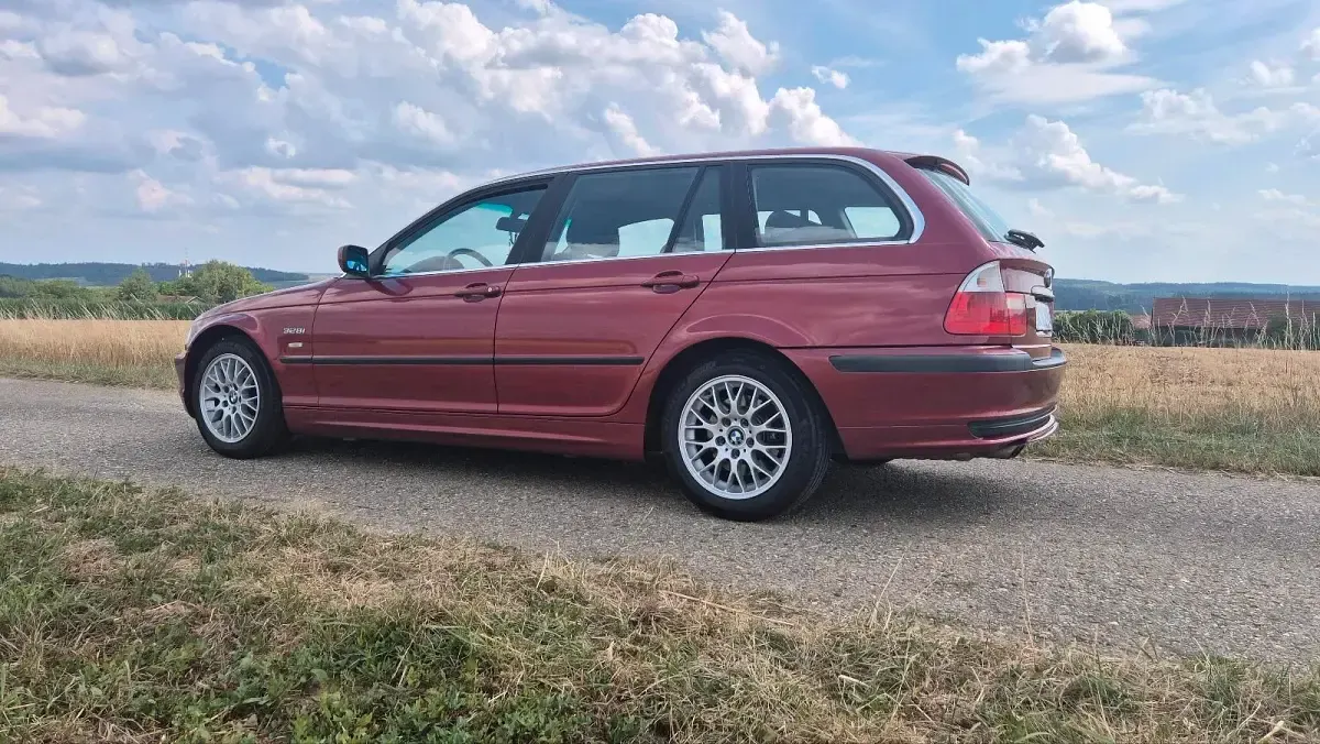 Gebraucht BMW 328 193 PS (141 kW) 2000 Rot Kombi