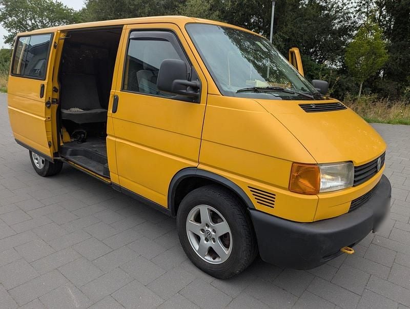 Second-hand VW T4 88 CP (64 kW) 2003 Galben Van