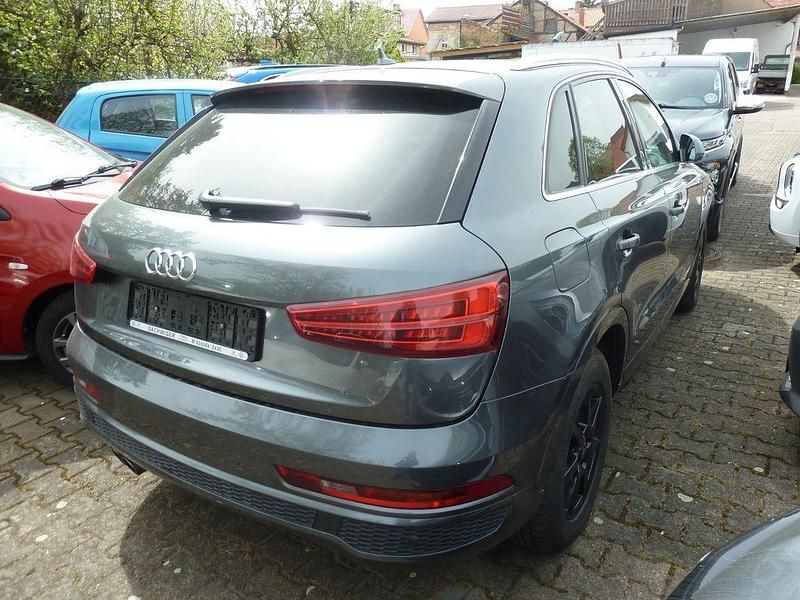 Gebraucht Audi Q3 Sport 150 PS (110 kW) 2016 Grau SUV