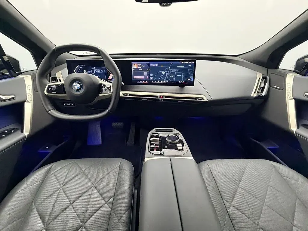 Gebraucht BMW iX Executive 239 kW (326 PS) 2024 Schwarz SUV
