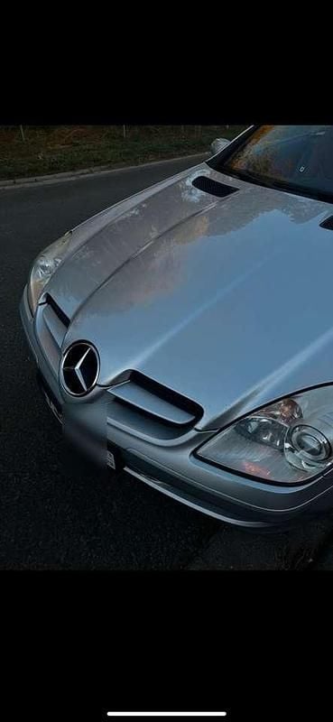 Silber Gebraucht 2004 Mercedes SLK200 Edition Cabrio | 7.850 € (Fairer Preis) - Bild 1/4