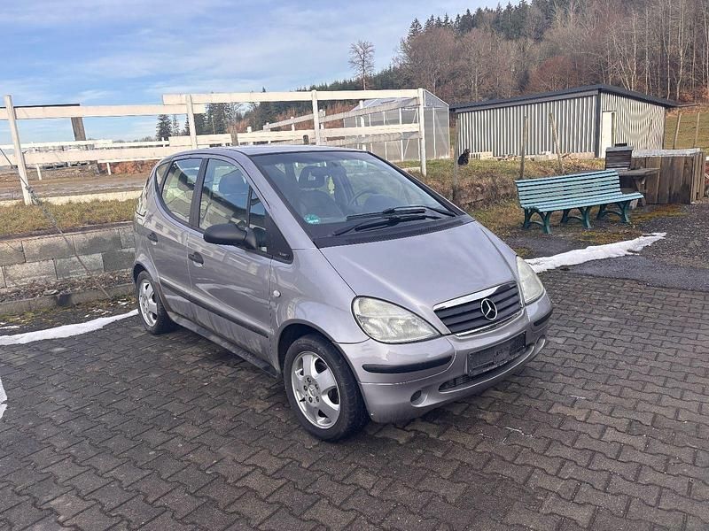 Gebraucht Mercedes A170 90 PS (66 kW) 2000 Silber Van / Kleinbus