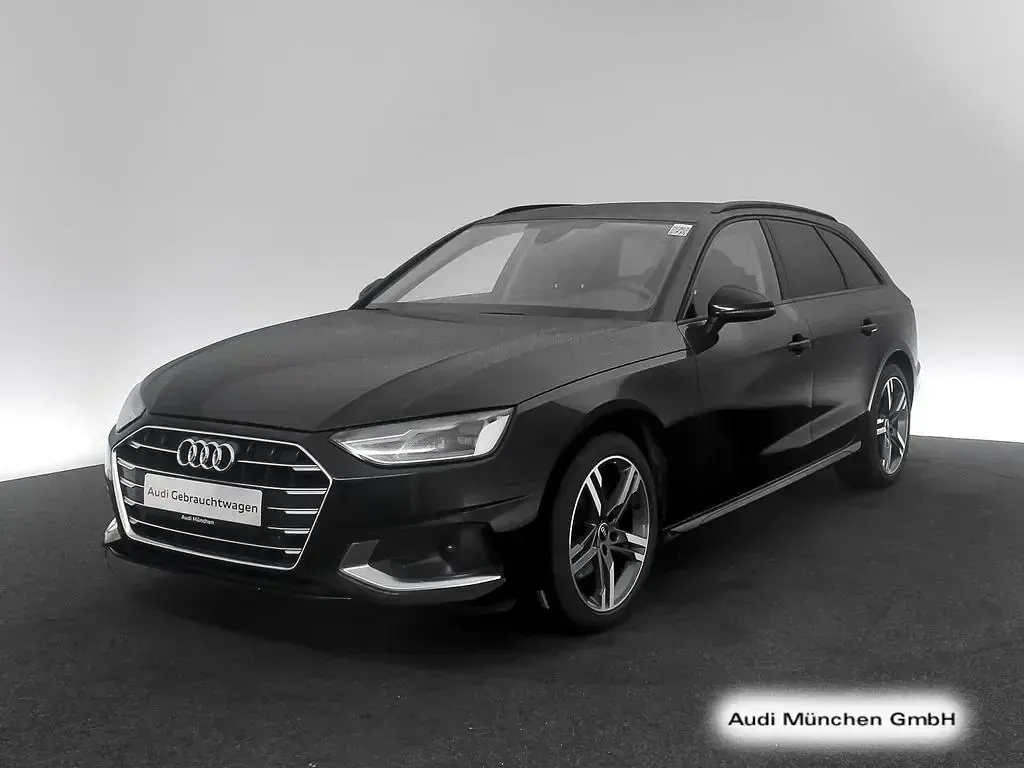 Second-hand Audi A4 Advanced Plus 163 CP (119 kW) 2023 Negru Break