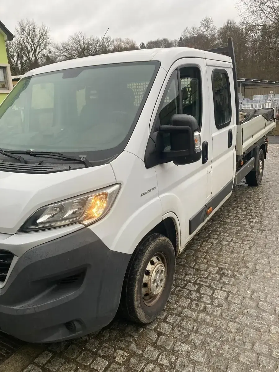 Gebraucht Fiat Ducato 130 PS (95 kW) 2017 Weiß Van