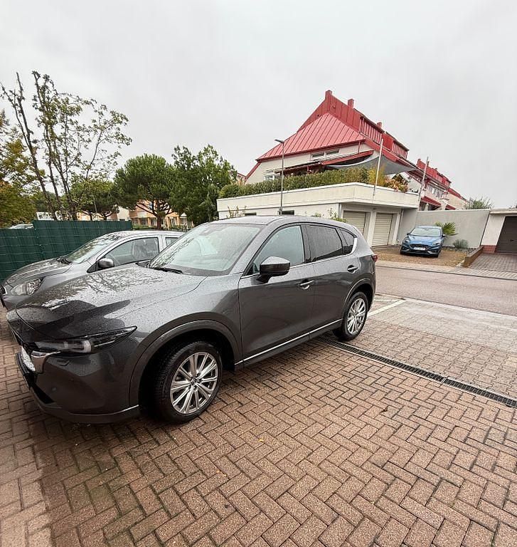 Grau Gebraucht 2023 Mazda CX-5 Takumi-Line SUV | 33.000 € (Guter Preis) - Bild 1/4