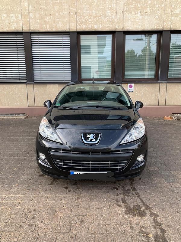Schwarz Gebraucht 2012 Peugeot 207 CC Cabrio | 5.400 € (Fairer Preis) - Bild 1/4