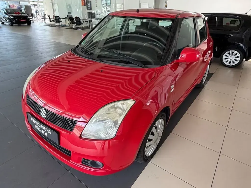 Gebraucht Suzuki Swift Comfort 102 PS (75 kW) 2008 Rot Kleinwagen