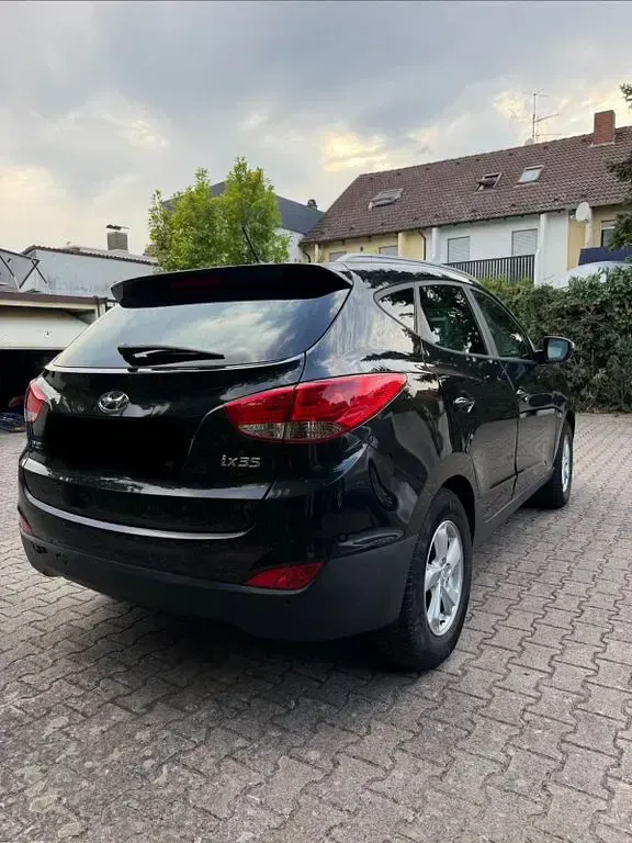 Gebraucht Hyundai ix35 163 PS (119 kW) 2010 Schwarz SUV